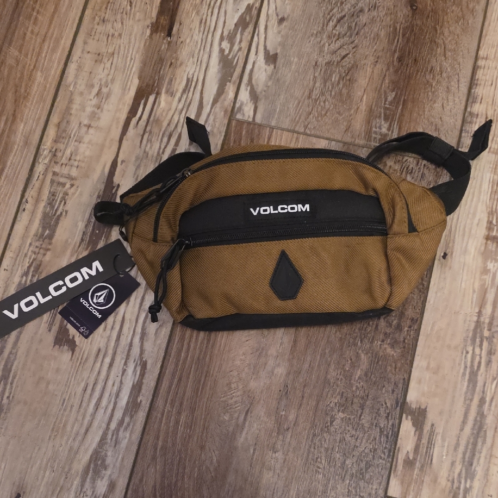 NWT Men's Volcom "Launch Waistpack". Dark Khaki And Black Colored. Fannypack!!!